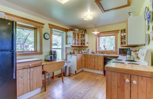 Sandpoint House | Mackinaw Getaway
