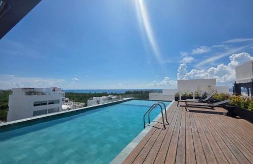 Luis Donaldo Colosio Hotel | Macondo Padel 5ta Avenida Playa del Carmen