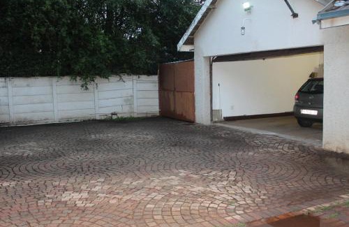 Greater Johannesburg Metropolitan Area House | Macum Haven