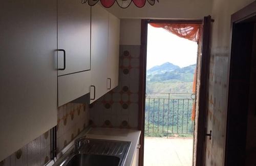Perinaldo Apartment | "Madame Carla" apartment. CITRA:008040-LT-0057 CIN:IT008040C2ISKBED2N