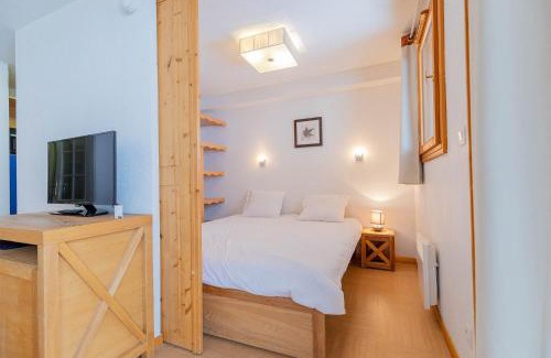 Les Orres Apartment | Madame Vacances Résidence Le Parc Des Airelles