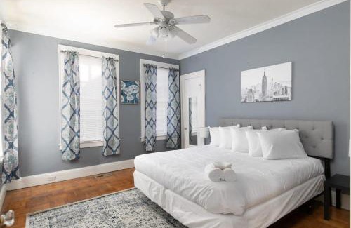 Montgomery House | Maddie's Manor- Capitol Heights- Mins to Everything