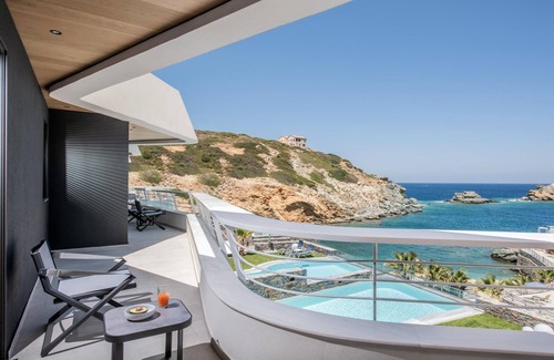 Agia Pelagia Villa | Made By The Sea Villa 4