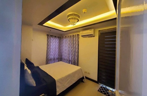Ermita Night District Condo | Madeline's