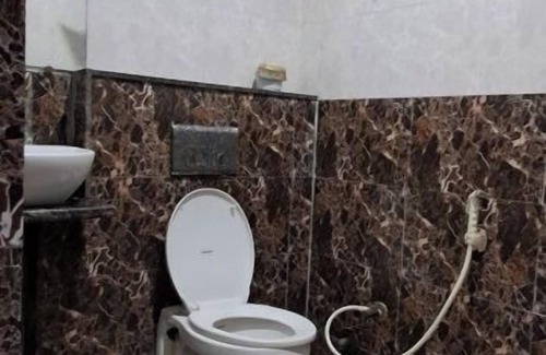 Mathura Hotel | Madhu Sudhan