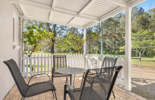 Lovedale House | Madigan Cottages - Settlers Cottage