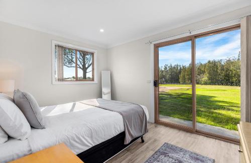 Lovedale House | Madigan Cottages - The Barn Pet Friendly