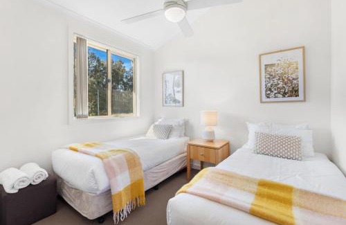 Lovedale House | Madigan Cottages - The Kookaburra Cottage