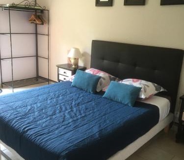 Saint-Aignan Bed & Breakfast | Madinina'S Cube