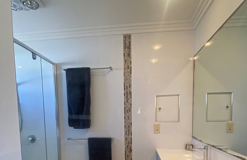 Adamstown House | Madison Gardens - centrally located and private