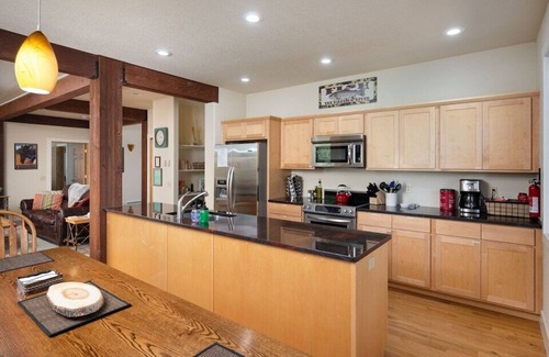 Cameron House | Madison River Retreat