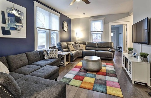 Roselawn Finance House | Madisonvilla - 3BR/2BA, Sleeps up to 6+3 KING beds