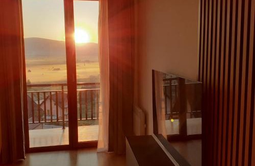Canton 10 Apartment | Madonna Sky