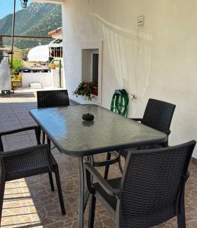 Leonidio Apartment | Madou house