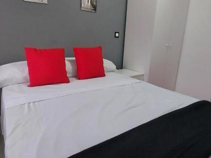 Numancia Apartment | Madrid Apartment Numancia