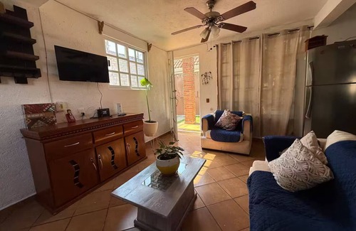 Yautepec House | Madrigal/Alberca House - HiveNB