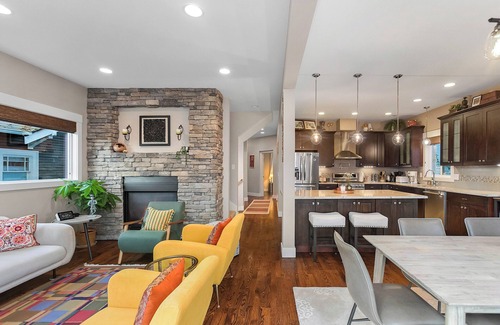 Madrona House | Madrona Bliss A Modern Escape