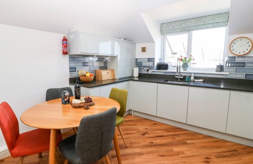 Rhosneigr Cottage | Maelog, 14 Tides Reach
