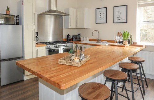 Llanystumdwy House | MAENAN, family friendly, with a garden in Criccieth