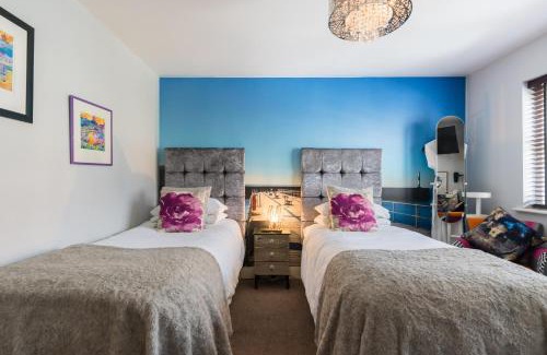 Aberystwyth House | Maes Bach Boutique GUEST HOUSE TOWN CENTRE