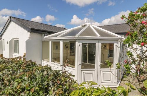 Garn Fadryn House | Maes Y Coed