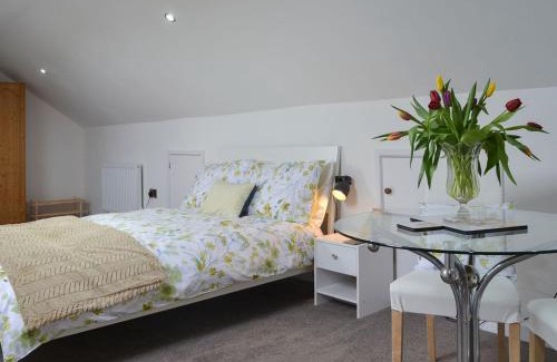 Criccieth House | Maes Y Mor