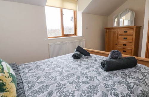 Gwaenysgor Near Prestatyn House | MAES YR HAF, pet friendly, with open fire in Prestatyn