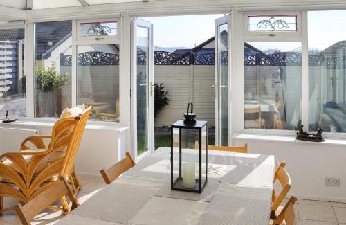 Carmarthen House | Maes Yr Ysgol