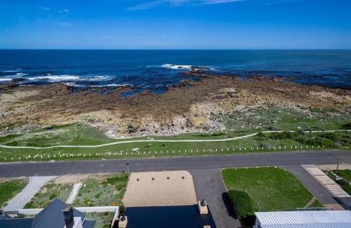 Sandbaai House | Mafari Beach House