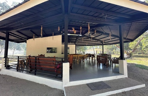 Busuanga Hotel | Magalong Beach Resort