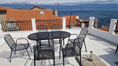Vrbnik House | Magdalena