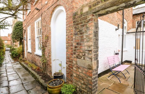 Louth House | Magdalene House