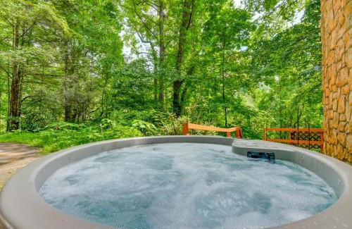 Waynesville House | Maggie Valley Townhome In Smoky Mountain Foothills