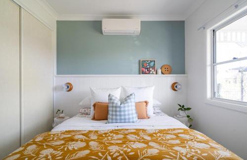 Cessnock House | Maggies The Little Black Cottage - Hunter Valley