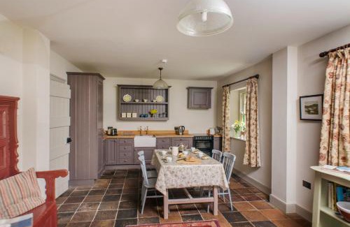 Ballycastle House | Magherintemple Lodge