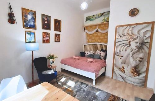 Vysehrad Apartment | Magic Hideway by Vyšehrad-2BR-Congres near- Peace