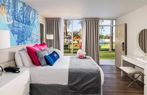 Kissimmee Hotel | Magic Moment Resort and Kids Club