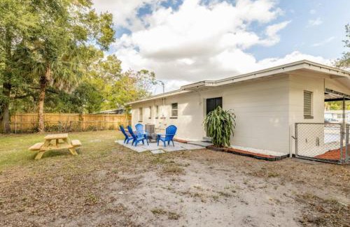 Dover Shores West House | Magical 3br Orlando Getaway Kitchen Near Parks