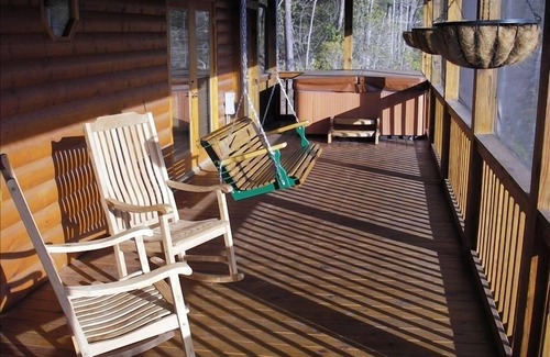 Foxfire Estates Cabin | Magical Cabin