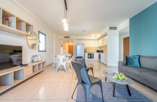 Nachlaot Apartment | Magical Penthouse Center Jerusalem