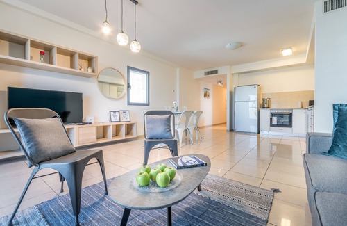 Nachlaot Apartment | Magical Penthouse Center Jerusalem