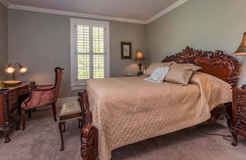 Franklin Apartment | Magical stay at The Fairfax House E
