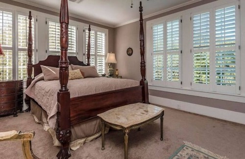 Franklin Apartment | Magical stay at The Fairfax House E