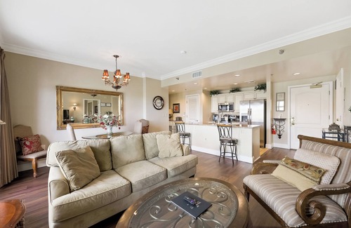 Lake Las Vegas Condo | Magical water views of Lake and Pool! 2 Bed/2bath 30 minutes to the strip