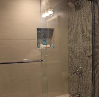 Hermosa Village House | MAGICAL Xcape, POOLS-SPA, WALK 2 DISNEY, CENTRAL AC-HEAT, FULLY EQUIPPED, 2 FREE PARKING SPACES, OWNER MGMT