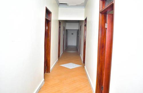 Entebbe House | magik guest house