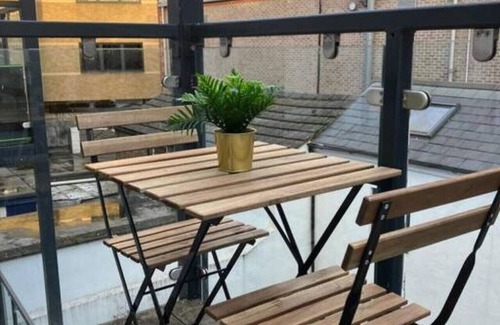 Epsom Apartment | Magnificent 1 bed 10East StFlat4