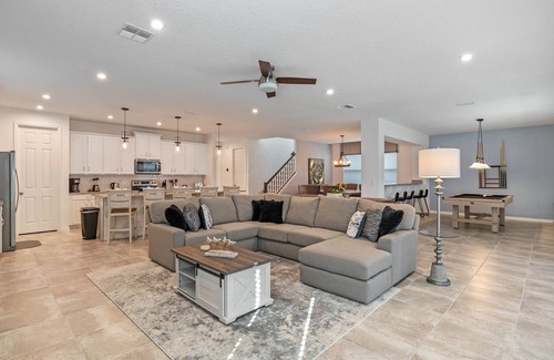 Four Corners Resort | Magnificent 9-Bedroom Resort Home: Pool, Spa & Lake View