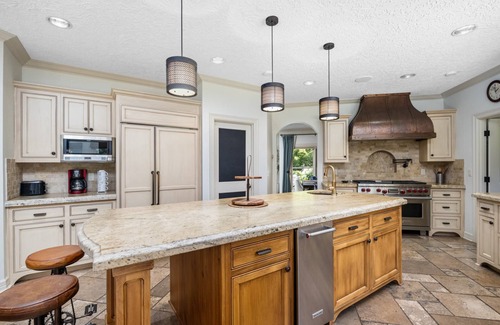 Meadow Glade House | Magnificent and Private Estate on Two Acres w/ Huge Manicured Yard, Covered Patio, Chef's Kitchen