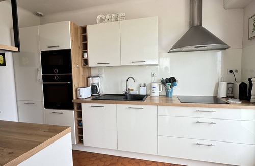 Pouldreuzic House | Magnificent Breton house for 10 people on the seafront